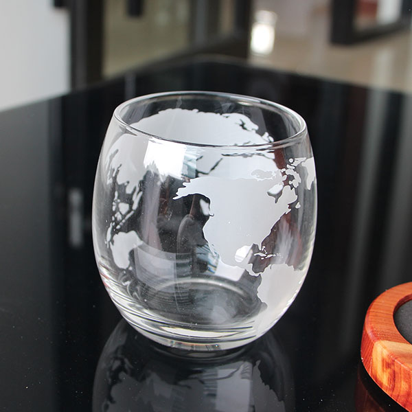 Коллекционный набор «Инструмент мира» бутылка-глобус и бокалы (7)